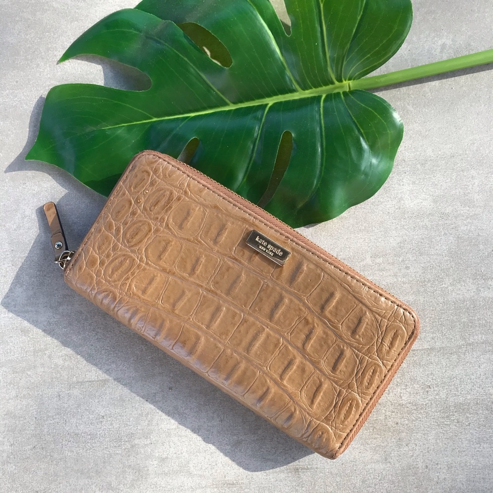 Kate Spade Rialto Place Tan Leather Neda Wallet